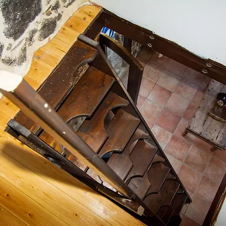 דירה Plousiadi΄s Stone House *