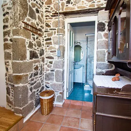Plousiadi΄s Stone House 아파트 Skála