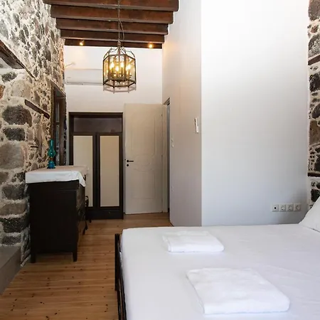 Apartamento Plousiadi΄s Stone House *